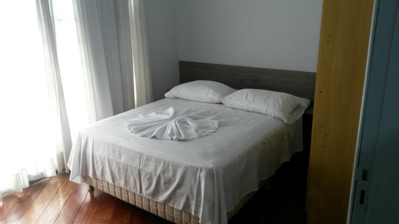Rocha'S Hotel Guarapuava Bagian luar foto