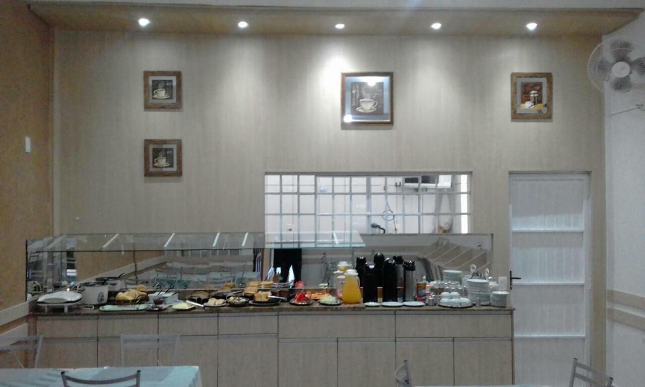 Rocha'S Hotel Guarapuava Bagian luar foto