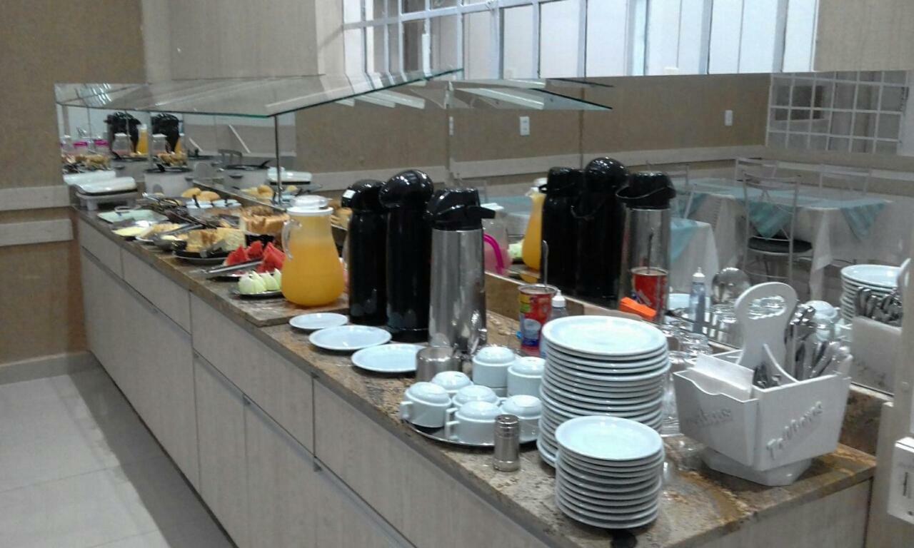 Rocha'S Hotel Guarapuava Bagian luar foto